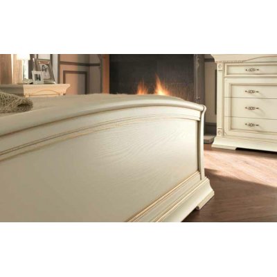  SALA BIANCO Ferro Legno Łóżko 180x200 cm z zagłówkiem tapicerowanym,  żelaznymi fryzami i wysokim podnóżkiem, włoskie meble klasyczne