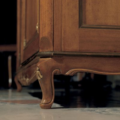  VILLA- włoska drewniana argentiera dwu drzwiowa na nóżkach