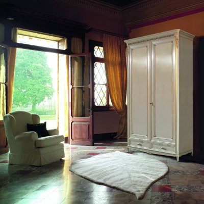  VILLA - włoska drewniana szafa dwudrzwiowa