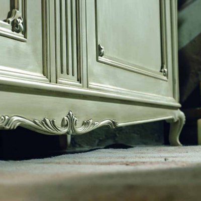  VILLA-  włoska drewniana komoda dwu drzwiowa z panelem venezia