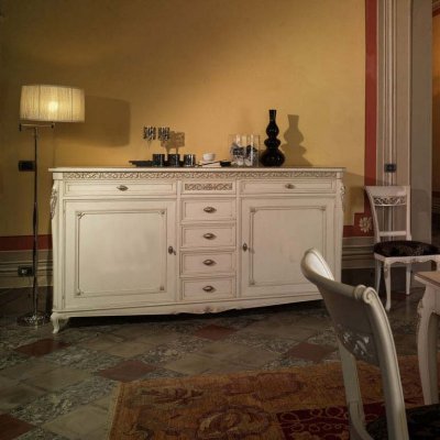 VILLA-  włoska drewniana komoda z dwu drzwiowa gładkie drzwi 7 szuflad