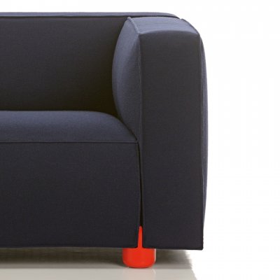  BARBER & OSGERBY fotel z kolekcji DALL'Agnese meble włoskie